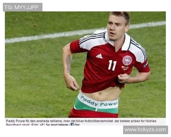 足球明星的私密瞬间曝光引发热议与争议的背后故事